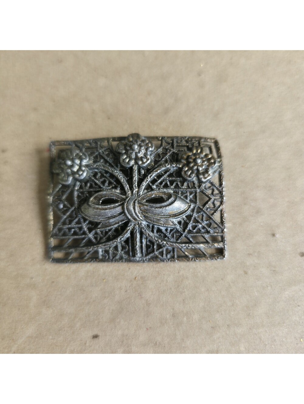 Vtg Little Nemo Signed LN Pot Metal Filigree Brooch Art Deco Flower Bouquet Pin